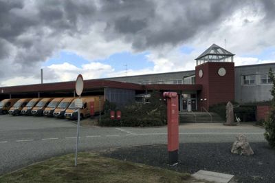 Vestjyllands Postcenter på Godsbanevej 7 skal sælges, og det har vakt interesse hos Kulturfabrikken. ?Foto: Kenneth Meinby Sørensen
