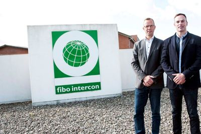 Den nye direktør i Fibo Intercon, Henrik B. Jeppesen (t.v.) har ambitioner om vækst i Videbæk. Han ses her med bestyrelsesformand Carsten Jacobsen. ?PR-foto