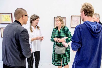 Inger Cronhammar og Inga Laugesen tog sammen imod gæsterne på Det Hemmelige Galleri. ?foto: jørn deleuran