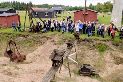 Besøgstallet i Søby Brunkulsleje er steget de senere år, og derfor vil museet nu udvide butik og billetsalg. Foto: Jørn Deleuran
