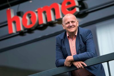 Home-mægleren Erik Thalund beskriver den sidste uge i september som en af de vildeste i mange år. Han har oplevet at stå med flere interesserede købere til samme lejlighed i lokalområdet. ?Foto: Tom Laursen