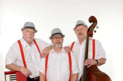 De heftige jazzmusikere bliver til koncerten suppleret af nogle ekstra pund, så at sige. PR-Foto