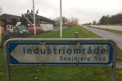 Herning Kommune går snart i gang med at indsnævre Ringkøbingvej fra de nuværende 11 meter til omkring syv meter. Samtidig sænkes den tilladte hastighed fra 80 til 60 kilometer i timen, oplyser kommunens vejafdeling. ?Foto: Thomas Færch