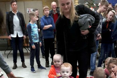 Også de mindre børn i Børnehuset var med til fejre luciadagen på Haderup Skole. ?Privatfoto