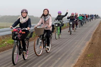 Forligskredsen har netop uddelt 106 millioner kroner til nye cykelstier. Den manglende cykelsti på Vardevej mellem Velhusstedvej og Studsgård er heller ikke i denne omgang blevet tilgodeset - fordi der er tale om en statsvej, siger transportordfører Andreas Steenberg (R). Billedet er fra cykelstien til Gødstrup. ? Foto: Henrik Ole JEnsen