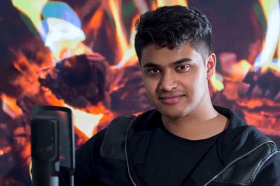 Diluckshan Jeyaratnam modtager Lauritzen Fondens Believe in You-pris. ? foto: Søren Malmose