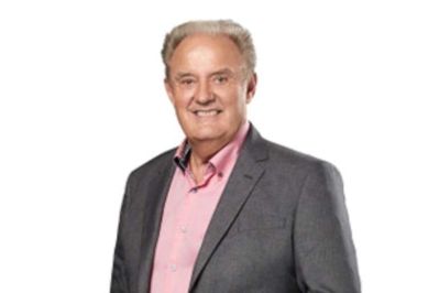 Bjørn »Okay« Hansen synger nogle af sine mange hits. ?PR-foto