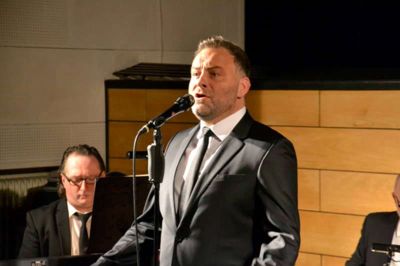 Jesper Lundgaard med trio gæstede Sdr. Feldings biograf i torsdags. ? foto: Mogens nielsen
