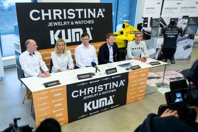 Claus Hembo (t.v.), Christina Hembo, team manager Claus Brandt, Kuma-direktør Hans Christiansen samt den svenske rytter Fredrik Ludvigsson ved tirsdagens pressemøde. ?Foto: Tom Laursen