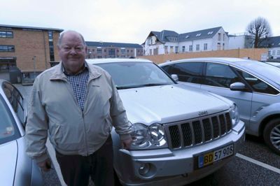 Er 30 minutter nok til et lægebesøg, når man er handicappet og har været ramt af en blodprop i hjernen? Det mener hverken Lægerne på Torvet eller Flemming Panduro, som har fået en regning fra p-selskabet Parkzone. ?Foto: Bo Lundgaard