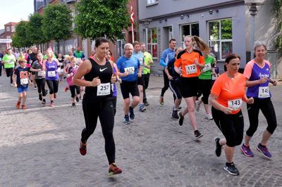 Det årlige løb har vundet stor opbakning blandt lokale motionister, men da der ikke er tilmelding på forhånd, spiller vejret en stor rolle for antallet af deltagere. ?Privatfoto