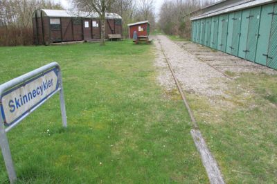 Skinnecyklerne står klar i garagerne. ?FOTO: OLE SKYDT
