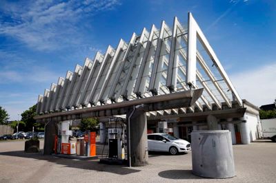 En bevarende lokalplan har reddet Utzon-taget i Poulsgade, men det medfører sandsynligvis, at Herning Kommune skal overtage grunden. ?Foto: Flemming Hansen