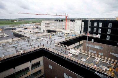 Herning Folkeblad skrev 28. april om regionsrådets skarpe svar på den kritik, Rigsrevisionen havde rettet mod styringen af hospitalsbyggerierne i Gødstrup og Skejby - set under ét. Foto: Flemming Hansen