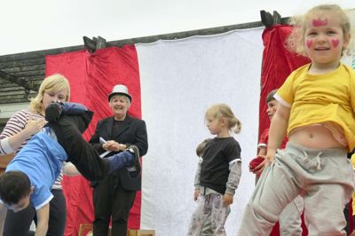 Det er mere end 10 år siden, at Galaxens afdelinger på Sønderager begyndte at lave cirkus for forældre og bedsteforældre.?foto: jesper wind