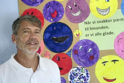 Henrik Baun er ny leder af skolerne i Arnborg og Kølkær. Hans første handling har været at ansætte ekstra pædagoger, der skal hjælpe lærerne i timerne for at sikre, at alle elever lærer det, de kan.?foto: jesper wind