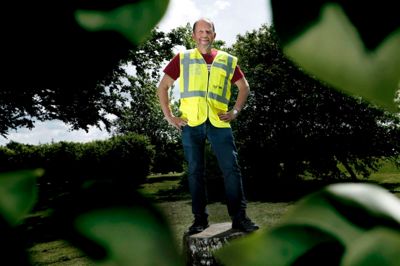 Vagn Boutrup og alle korpsets øvrige medlemmer bliver kaldt ud ved mistanke om hjertestop. Derefter er det op til hver enkelt at komme afsted i en fart, hvis det er muligt. Men der er tale om en frivillig ordning, så man bliver ikke klandret, hvis man er forhindret på grund af arbejde, ferie eller andet. ?Foto: Henrik Ole Jensen