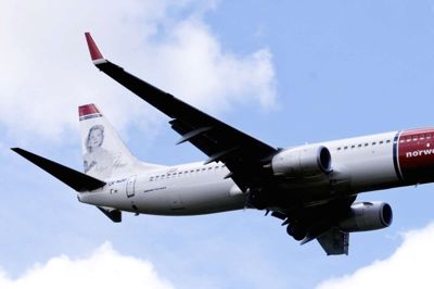 For anden sommer i træk har Norwegian store problemer med at dække alle planlagte afgange med fly og personale. Foto: AP