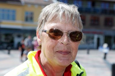 Irma Vase, Ikast
Jeg skal til Kroatien i 14 dage. Herefter har jeg en uge fri, hvorefter jeg skal på cykeltur sammen med Anne Marie Bjertrup, der også er med på Tour de Ikast-Brande. Vi cykler fra Skagen og nedad Vesterhavsruten, så længe, vi synes, det er sjovt.