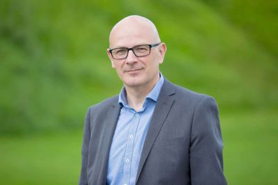 Biografer hænger ikke på træerne, men direktør Bjarne Raabjerg og Ikast Bio vil ikke investere i endnu én. I hvert fald ikke Klovborg Kino.?Foto: Surenth Puvanarajah