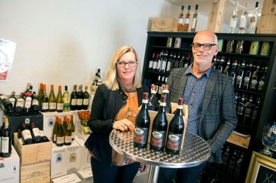 Vinhuset Presan er flyttet fra Fynsgade til Vestergade 41, hvor Susanne og Preben Meldgaard har lejet kontor på 1. sal, mens der er indrettet vinbutik og smagelokale bagerst i bygningen.? Foto: Tom Laursen