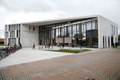 Herningsholm Erhvervsskole & Gymnasier skal være en af tre frontløbere i den grønne omstilling.