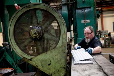 PcP har 25.000 kvadratmeter under tag, og da man for halvandet år siden købte ejendommen for enden af vejen, var det samtidig ensbetydende med, at PcP ejer hele Norgesvej i Vildbjerg. ? Foto: Flemming Hansen