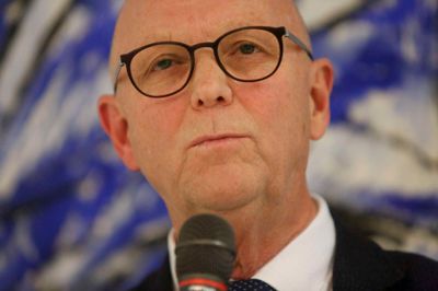 Carsten Kissmeyer (V):
- Jeg vil sige det sådan, at uanset om jeg vinder kampen om formandsposten, skal min stemme i arbejde. Jeg går efter, at vi får en bred konstituering i det nye regionsråd, og jeg vil sikre, at der bliver et samarbejde hen over midten. Det er i hvert fald helt sikkert, at vi (Venstre, red.) ikke vil sætte os i en situation, hvor vi sidder udenfor. Foto: Henrik Ole Jensen