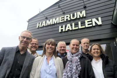 Folkene bag Alletiders Støtteforening. Fra venstre: tovholderne Klaus Jacobsen, Allan Kristensen, Sisse Jensen, Torben Clausen, Susanne Thinggaard, Carsten Bo Jensen og Bodil From. ? FOTO: BO LUNDGAARD