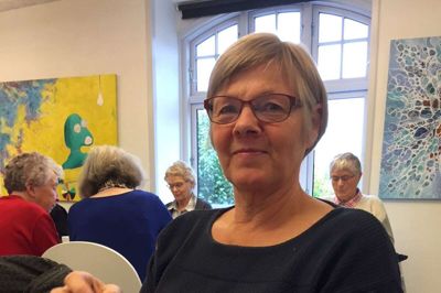 Connie Egebjerg er tovholder for Røde Kors-nørklerne. Nørklerne i Vildbjerg har eksisteret i 11 år, og der er 45 damer tilknyttet. ?Foto: Mette Hagedorn