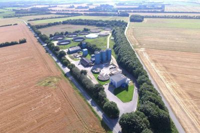 Hvis en ny lokalplan bliver til virkelighed, kan Sinding-Ørre Biogas-anlæg i de kommende år mere end tredoble kapaciteten, men naboerne frygter for lugtgener. ? Foto: Herning Kommune