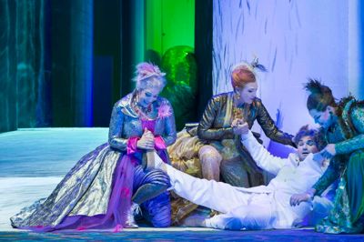 Tryllefløjten er på top 10-listen over mest opførte operaer i verden. Nyd den i vores fantastiske operahus på Holmen. ?Foto: Miklos Szabo