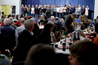 Friskoler som her Midtjyllands Kristne Friskole i Herning, der er landets største friskole med over 500 elever, tager en stadig større bid af eleverne fra den folkeskole, som skulle være samfundets fælles kulturbærer.?foto: henrik ole jensen