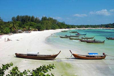 Thailand er et af de lande, hvor C&C Travel sender flest kunder hen. Men også lande som Sri Lanka, Filippinerne og Cuba er populære hos selskabets kunder, der trækker på C&C Travels viden om hoteller, flybooking og mulighed for rundrejser. ?Foto: Colourbox
