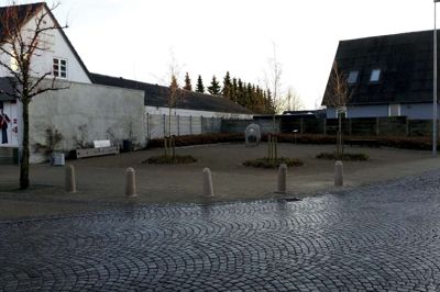 Niels Mouritsens Plads var foreslået som en mulig, central placering for en infoskærm i Vildbjerg, men borgerforeningen kan ikke løfte de årlige driftsudgifter for sådan en skærm. ?Foto: Søren Poder
