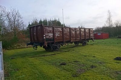 10 meter lang og næsten 3 meter høj er den nyanskaffede gods-vogn fra Scandia i Randers bygget til at kunne laste op til 30 ton. ? Foto: PR-foto