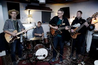 De Frie Radikaler i øverummet på Scene7. ?foto: flemming hansen