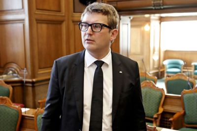 Arrangementet med blandt andre Troels Lund Poulsen finder sted i kantinen hos Mediehuset Herning Folkeblad. ?Foto: Jens Dresling