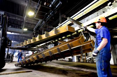 DOT i Fasterholt overfladebehandler metaller blandt andet ved varmforzinkning, metallisering og maling. ? Foto: Tom Laursen