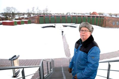 Frede Rasmussen fra Brande foreslår en alternativ form for overnatning i Brande, nu hvor vandrehjemmet lukker. Ifølge ham er muligheden for at have overnattende gæster i byen et aktiv, som man bør have. ?FOTO: TOM LAURSEN
