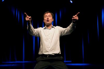 Per Helge Sørensen i aktion med sit nye comedyshow »Djøf med Løgn 3«. ? Foto: PR-Foto