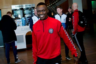 Den tidligere FCM-stjerne Pione Sisto - her under sidste uges DBU-pressemøde i København - mener, at Barcelonas Samuel Umtiti er den bedste forsvarsspiller i La Liga. Foto: Liselotte Sabroe/Ritzau Scanpix