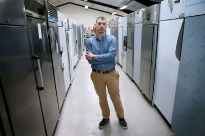 Titlen som direktør betyder ifølge Kristoffer Poulsgaard Andersen utrolig meget, når der skal forhandles med udenlandske kunder, og det gælder om at blive taget seriøst i en ung alder. Foto: Flemming Hansen