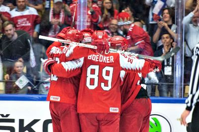 Det endte med en dansk sejr på 3-1 over Sydkorea lørdag aften. Danmark måtte dog kæmpe hårdt for de tre vigtige point mod Sydkorea, der endnu ikke har fået point ved VM. Foto: Henning Bagger/Ritzau Scanpix