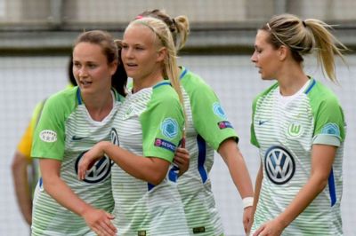 Pernille Harder kan juble over et tysk mesterskab. Foto: AFP