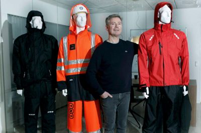 Tyskland, Holland og England er Lyngsøe Rainwears største markeder og efter opkøbet skal der blandt andet sættes mere fart på de markeder.
- Vi har været inde i en periode, hvor der har været god fremdrift, men det er klart, at det her gør, at der kommer yderligere tempo på, siger Bo Lyngsøe. Foto: Henrik Ole Jensen