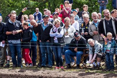 Det store trækplaster ved Ilskov Byfest er traktortrækket, hvor 35 lokale stiller op med deres traktorer. Traktortrækket begynder lørdag ved middagstid og følges op af den store festaften med spisning og levende musik i festteltet. ?foto: tom laursen