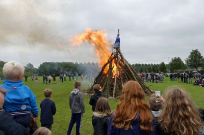 Det er ikke sikkert, at Sankt Hans i år skal fejres med blå. Men fejres - det skal det. ?FOTO: PR-FOTO