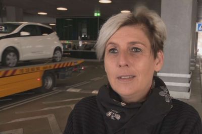Henriette Lytorp Henriksen fra Herning betalte 3000 kr. i taxa for turen til og fra Dokk 1. Foto: TV2 Østjylland