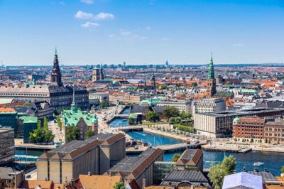 Hvad har rejseleder Bent Jarlkov nu fundet på til dette års »København Special«? Det bliver to dage med vidt forskellige oplevelser lige fra kirke til fængsel.